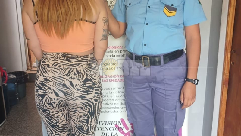 Una mujer le disparó en la cara a otra: presunto ajuste de cuentas