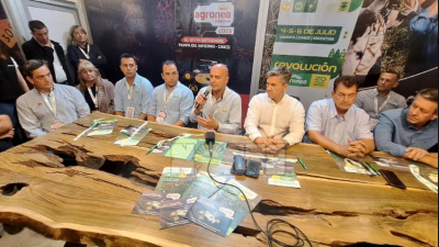 Agronea Revolución se presentó en Buenos Aires