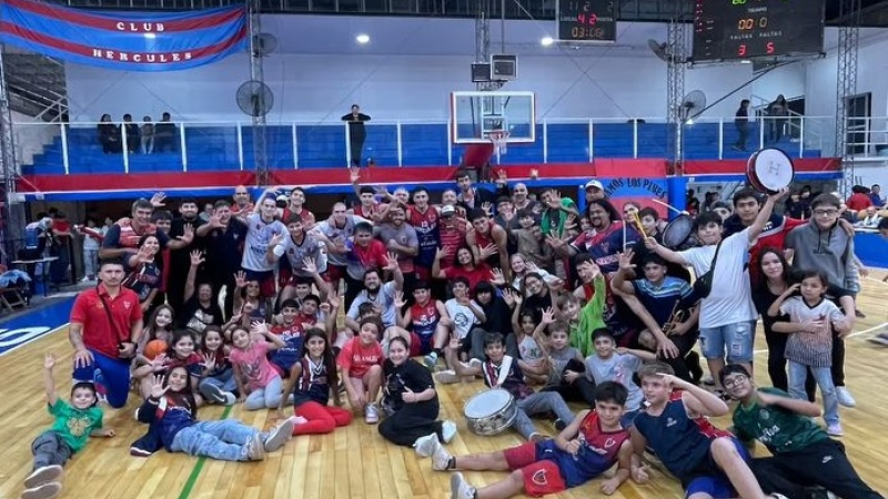 Triple en el final del partido para que Hércules continúe líder e invicto en la Norte B