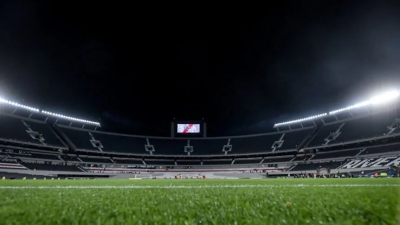 Por qué River jugará sin público ante Barcelona en el Monumental
