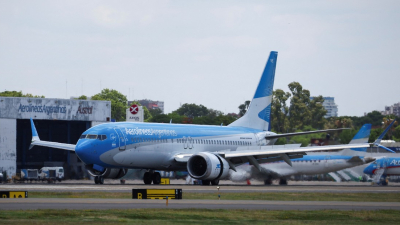 Paro general CGT 10 de abril: cómo afectará vuelos y aviones de Aerolíneas Argentinas