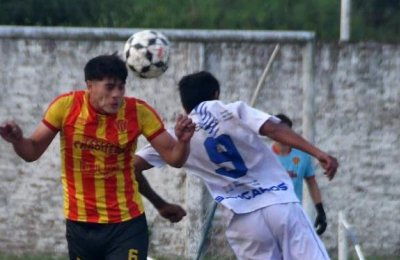 Sarmiento sigue al mando, pero se le arcaron el "Albo" y el "Rojo"
