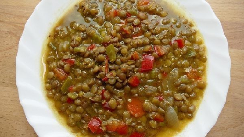 Receta de lentejas con verduras para las primeras noches de frío