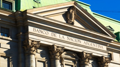 El gobierno abre el negocio de los sueldos públicos a bancos privados