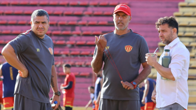 Sarmiento ya busca nuevo entrenador tras la salida de Miguel Urbina