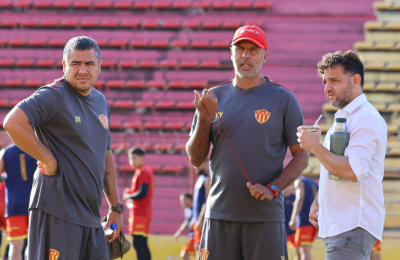 Sarmiento ya busca nuevo entrenador tras la salida de Miguel Urbina