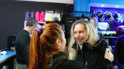 Productores yerbateros interrumpen acto de Karina Milei en Oberá