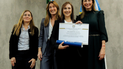En Ciencias Económicas, entregaron títulos a 35 flamantes egresados