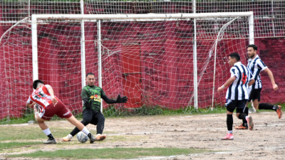 Regional goleó a Sportivo Zapallar y ya está en la tercera fase