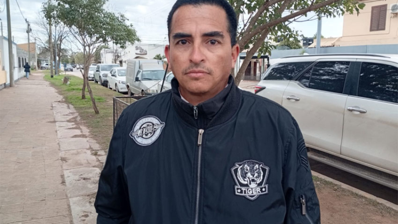 Brutal agresión a un árbitro en torneo de fútbol infantil, por parte de jugadores y adultos
