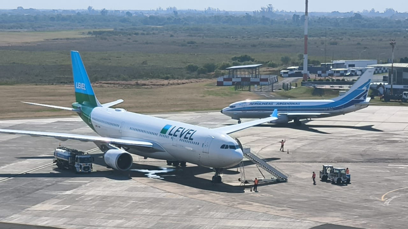 Sorpresa en Resistencia: un avión de Roma aterriza y LEVEL debuta en el Chaco
