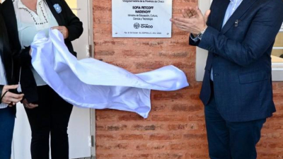 El gobernador Zdero habilitó el nuevo edificio de la EEP 1070