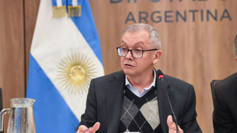 "Las rutas están detonadas": exigen rendición por fondos del combustible