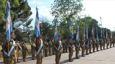 El Gobierno prepara un sistema de descuentos y beneficios para militares y sus familias