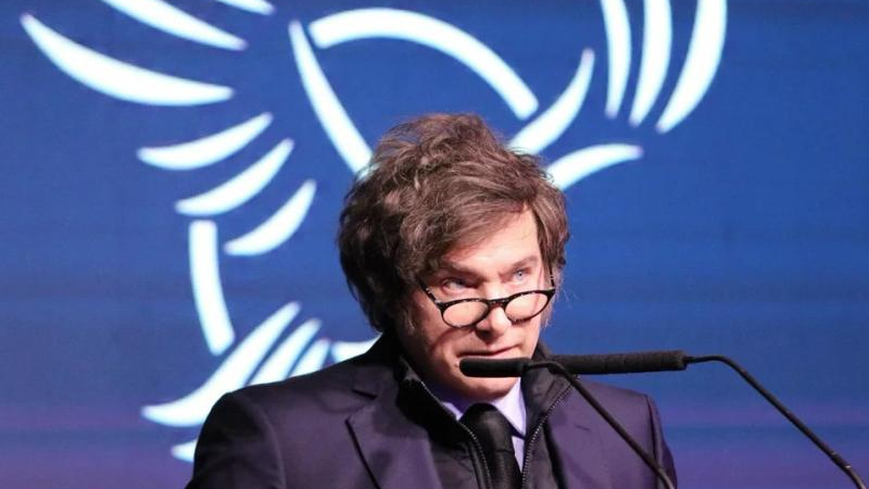 Dictaron media sanción para el proyecto que restringe el uso de los DNU