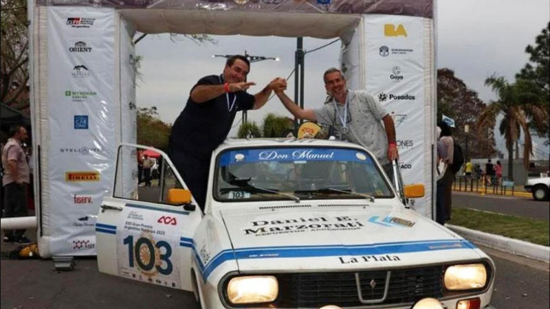 La dupla Gómez-Quiroga dio la nota con un Renault 12