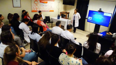 El Hospital Pediátrico capacita a profesionales para que sus internados se reencuentren con sus mascotas