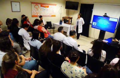 El Hospital Pediátrico capacita a profesionales para que sus internados se reencuentren con sus mascotas