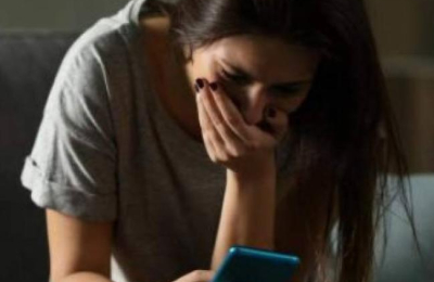 Se multiplican agresiones en redes y al compartirlas se perpetúa el daño