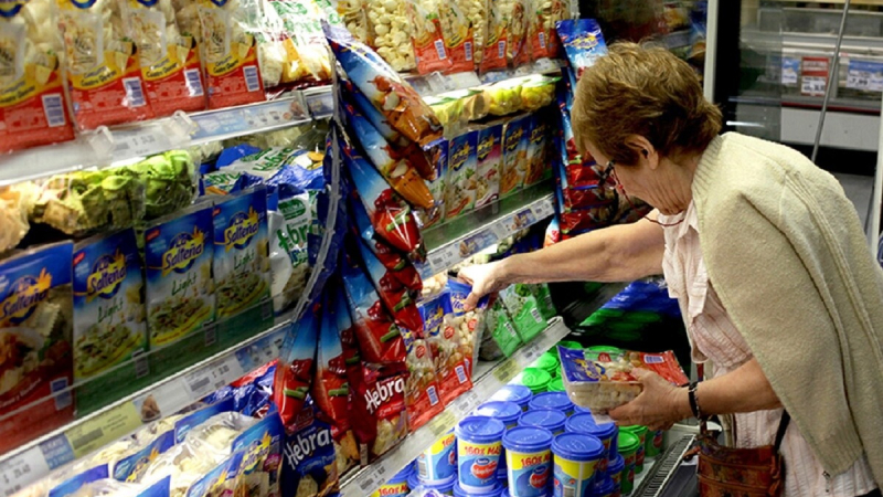 El Gobierno lanza un programa de descuentos para compras en supermercados
