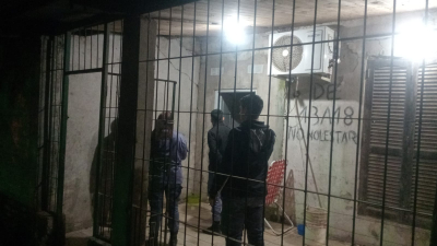 Un hombre de 75 años sorprendió a un ladrón dentro de su casa y lo baleó en una pierna