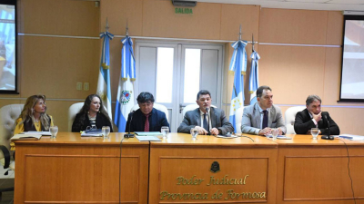 "No existe normativa legal alguna" que prevea la figura de los "analistas operativos" en las elecciones