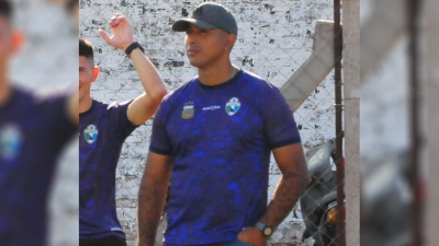 Murió el árbitro liguista Julio Iván Ojeda, mientras entrenaba en el Jaime Zapata