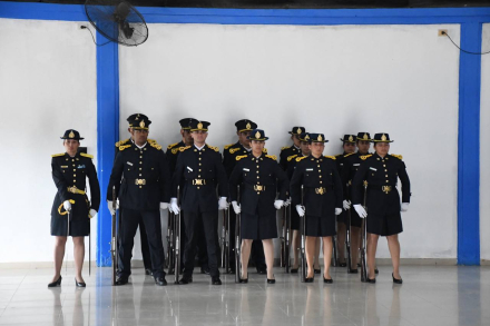 acto cursos policia (3).jpg