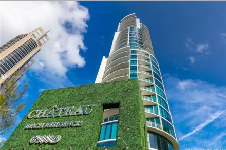 Vázquez tiene una propiedad en el condominio Chateau Beach Residences, en Sunny Isles.jpg
