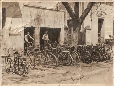 Bicicleteria el Cometa.jpg