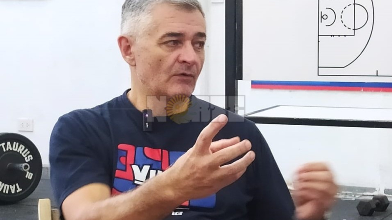 Eduardo Japez: "Estamos creciendo en el barro"