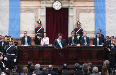 El gobierno admitirá modificaciones a la reforma laboral para aprobarla
