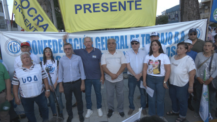 Rechazaron en Formosa la reforma laboral de Milei, con una manifestación que se concentró en la plaza San Martín (3).jpeg