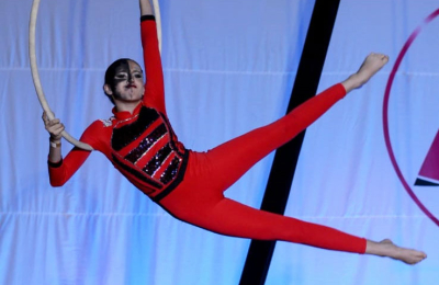 Mora, la acróbata chaqueña que llegó a la élite nacional y sueña en el aire
