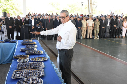 Acto de ascenso de la Policía6.jpg