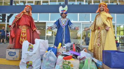 Los Reyes Magos recorren Resistencia con un mensaje de prosperidad para todas las familias