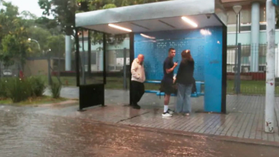 Continúa el paro de colectivos y no hay fecha de normalización