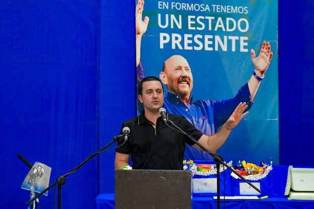 Solís-encabezó-la-entrega-de-certificaciones-en-oficios-(14)-(1).jpg