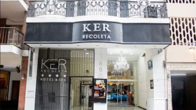 Encontraron muertos a una mujer y su hijo en la habitación de un hotel