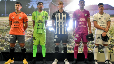 For Ever ya tiene nueva camiseta para su estreno frente a Acassuso