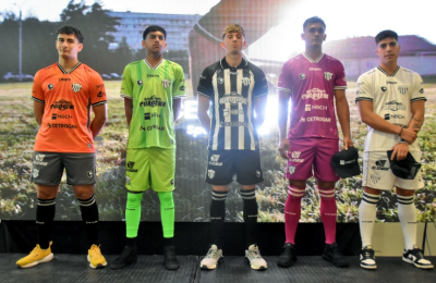 For Ever ya tiene nueva camiseta para su estreno frente a Acassuso