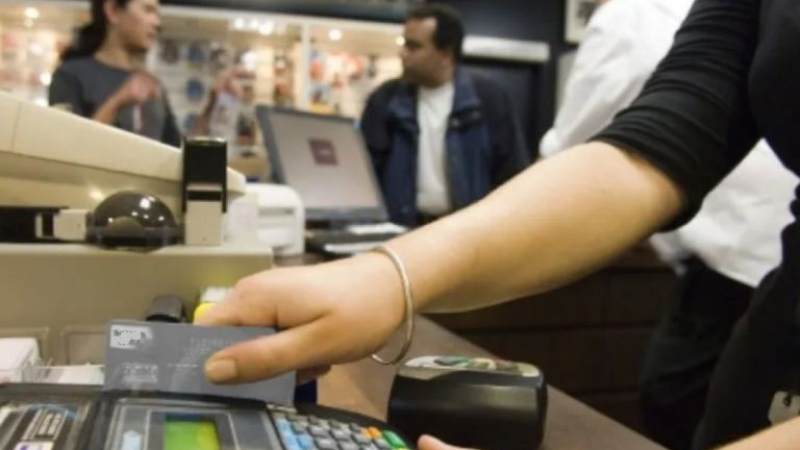 Tiene más de 25 años en comercios y busca trabajo