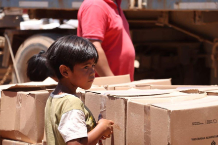 Entrega-de-cajas-alimentarias--(7).jpg