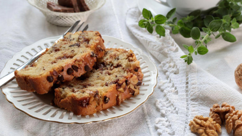 Torta de nueces sin harina ni azúcar, alta en proteínas y súper esponjosa para la merienda