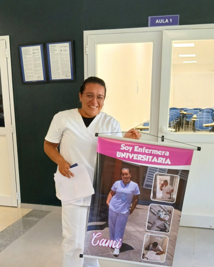 Nuevos egresados en la UPLaB2.jpg