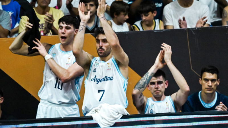 Argentina a segunda ronda, con aporte de Gonzalo Corbalán