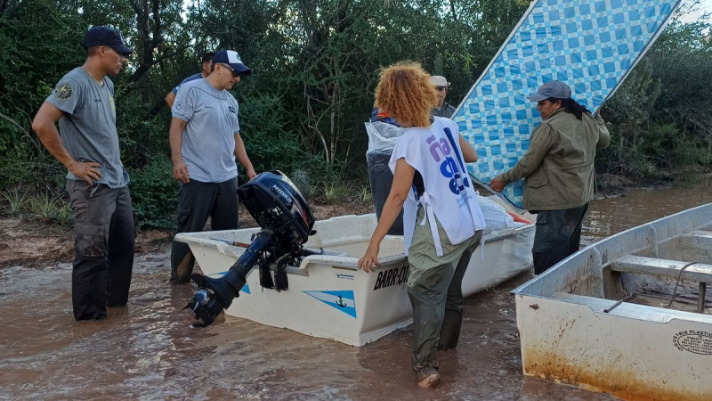 El Bermejo en su pico: crecida, caminos cortados y preocupación por el puente Lavalle