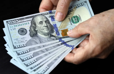 El BCRA cerró la semana con la compra de $457 millones de dólares
