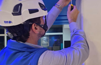 Lanzan un programa para colaborar con la seguridad electrónica en las escuelas