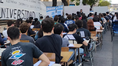 Sin clases toda la semana y crece la tensión antes de la marcha del 12 de mayo